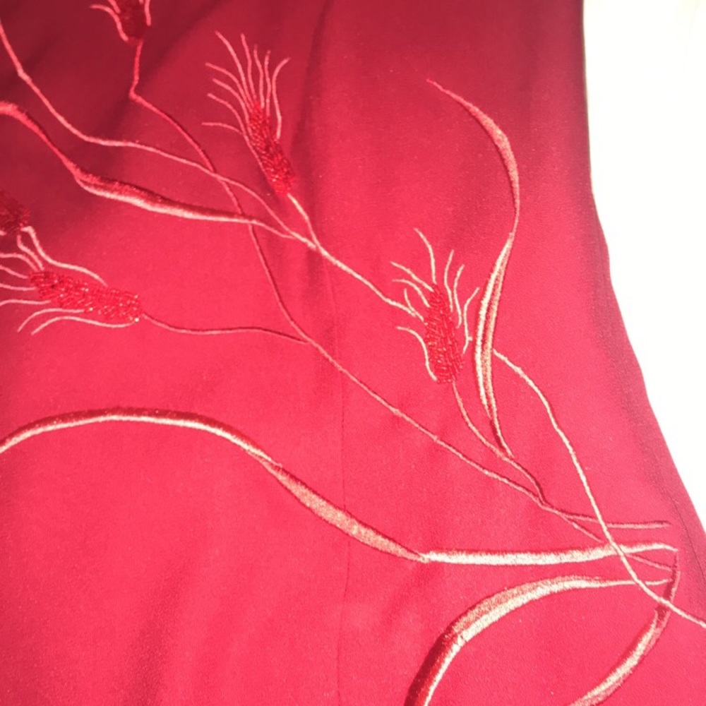 RED LONG DRESS - Picture 2 of 5